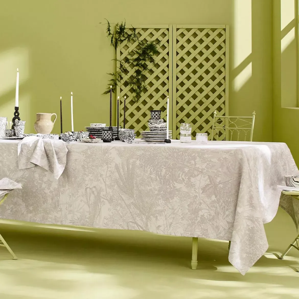 Nappe sur mesure pur coton 220 g/m² motif jacquard beige Mille esprit jardins chanvre
