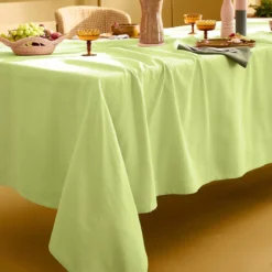 Nappe sur mesure pur coton 155 g/m² motif jacquard vert Bastide absinthe