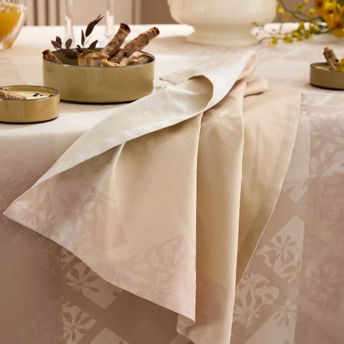 Nappe sur mesure pur coton motif jacquard beige Mille pistils naturel