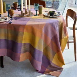 Nappe sur mesure pur coton motif jacquard violet Mille ecossais velvet