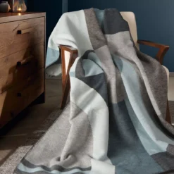 Plaid coton mélangé 415 g/m² motif jacquard bleu gris Livio blue