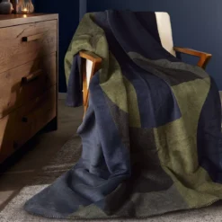 Plaid coton mélangé 415 g/m² motif jacquard vert marine Livio green