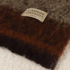 Plaid laine & autres fibres 200 g/m² motif jacquard bordeaux brun Mohaira ecossais sienne