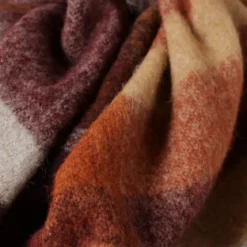 Plaid laine & autres fibres 200 g/m² motif jacquard bordeaux brun Mohaira ecossais sienne