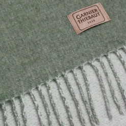 Plaid laine & autres fibres uni gris vert Duetto lichen