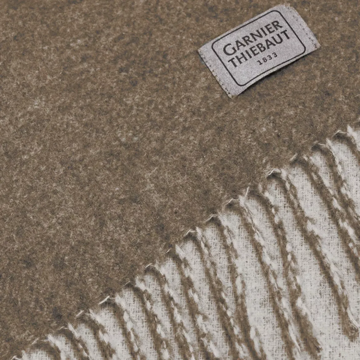 Plaid laine & autres fibres uni beige brun Duetto mocca