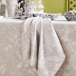 Serviette pur coton 220 g/m² motif jacquard beige Mille esprit jardins chanvre