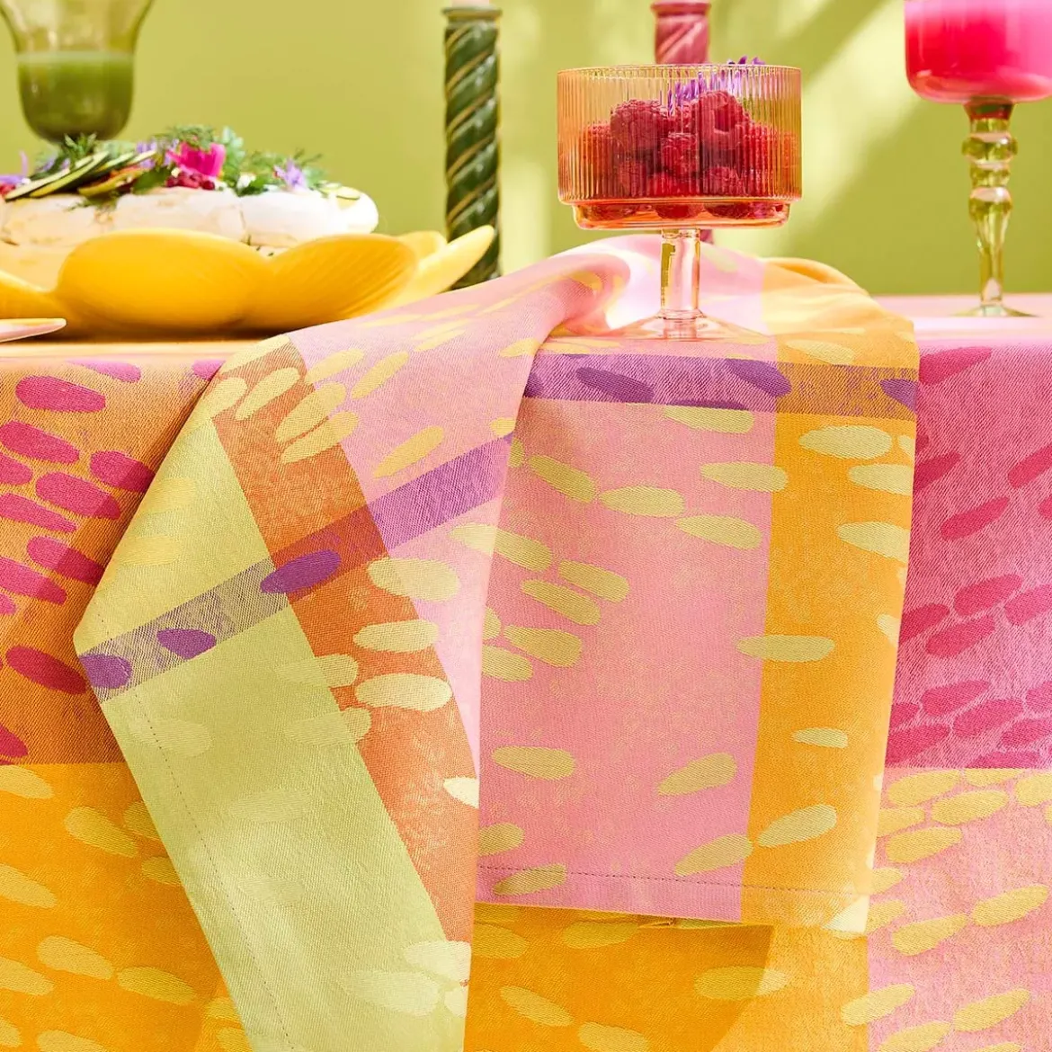 Serviette pur coton 220 g/m² motif jacquard rose vert Mille sources berlingot