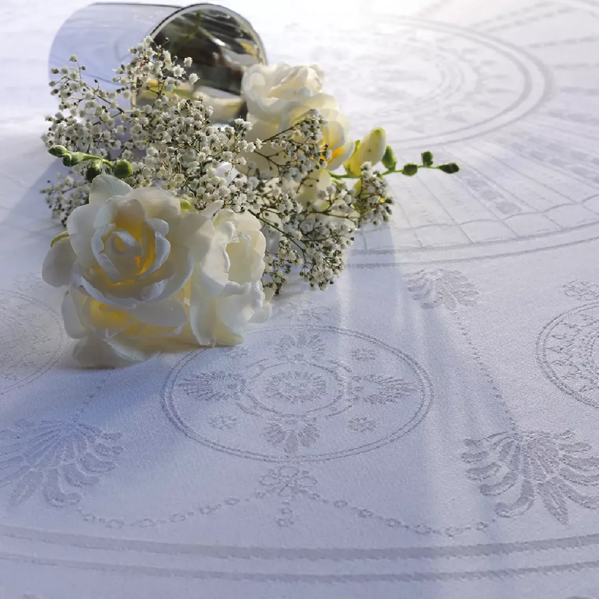 Serviette pur coton motif jacquard blanc Eloise diamant
