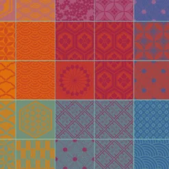 Serviette pur coton motif jacquard orange violet Mille hana floralies