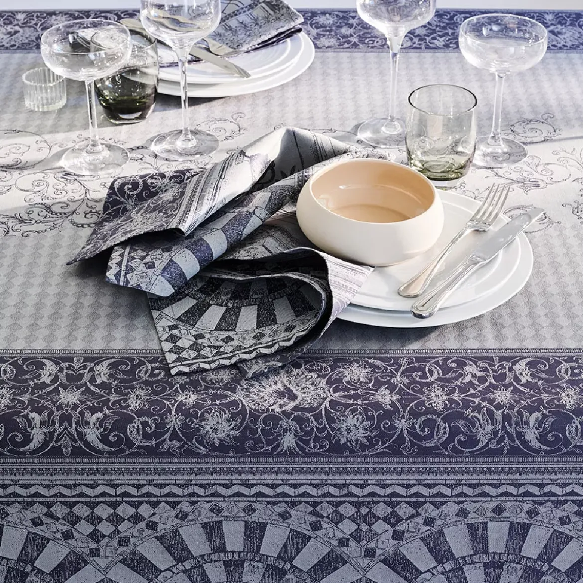 Serviette pur coton motif jacquard gris Arcades cendre
