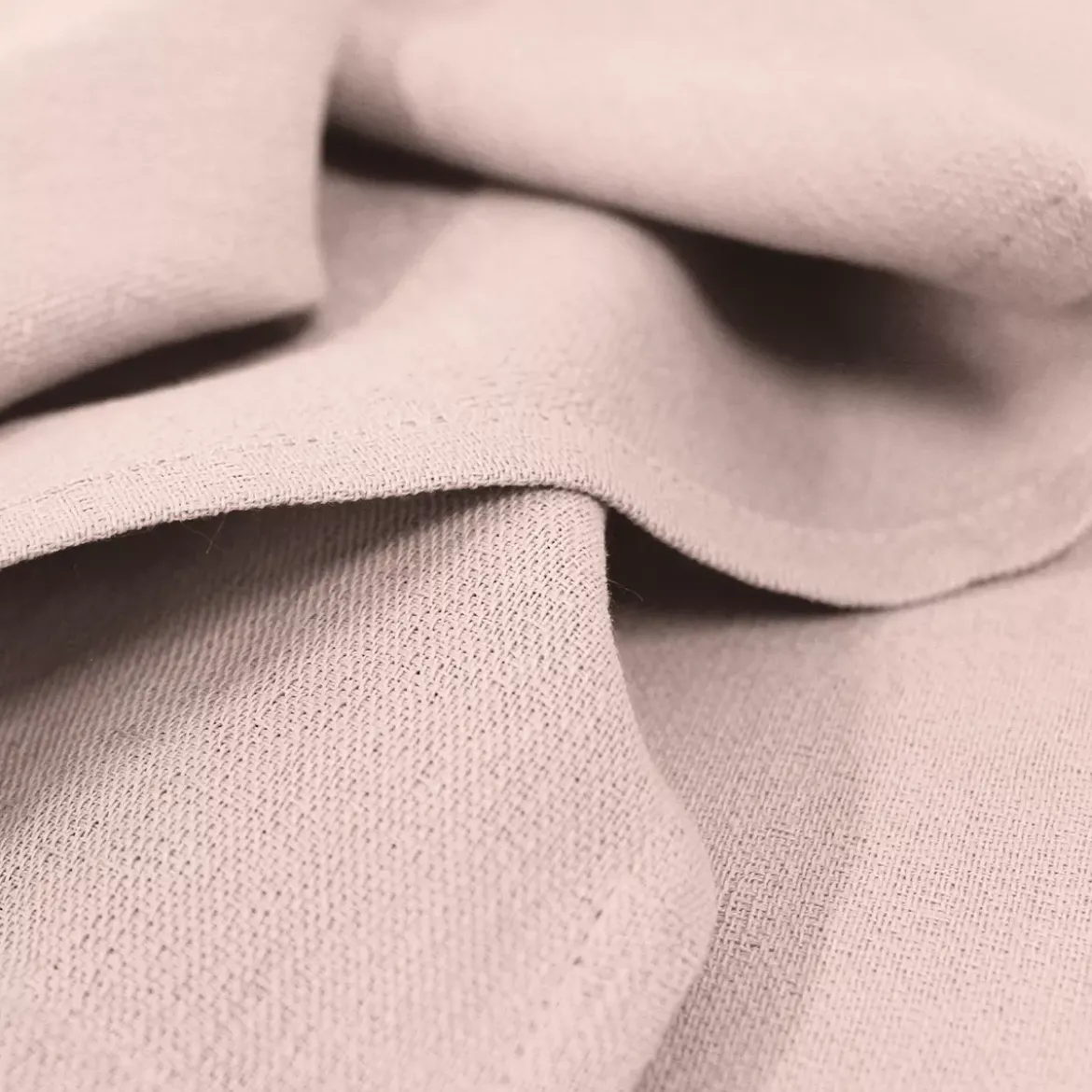 Serviette pur coton motif jacquard rose Bastide rose poudre