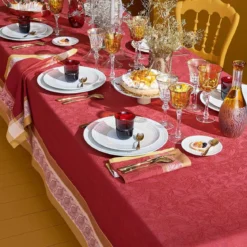 Set pur coton antitache motif jacquard rouge Alexandria rubis