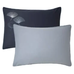 Taie d'oreiller satin de coton brodé bleu Pistil bleu nuit