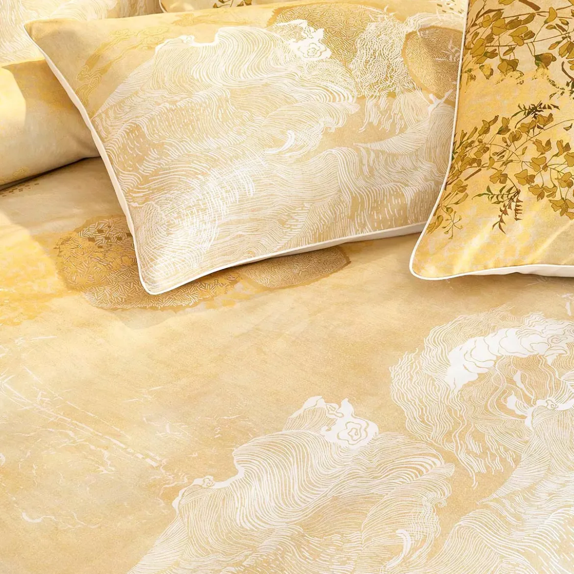 Taie d'oreiller satin de coton imprimé jaune or Soleil d'or dore