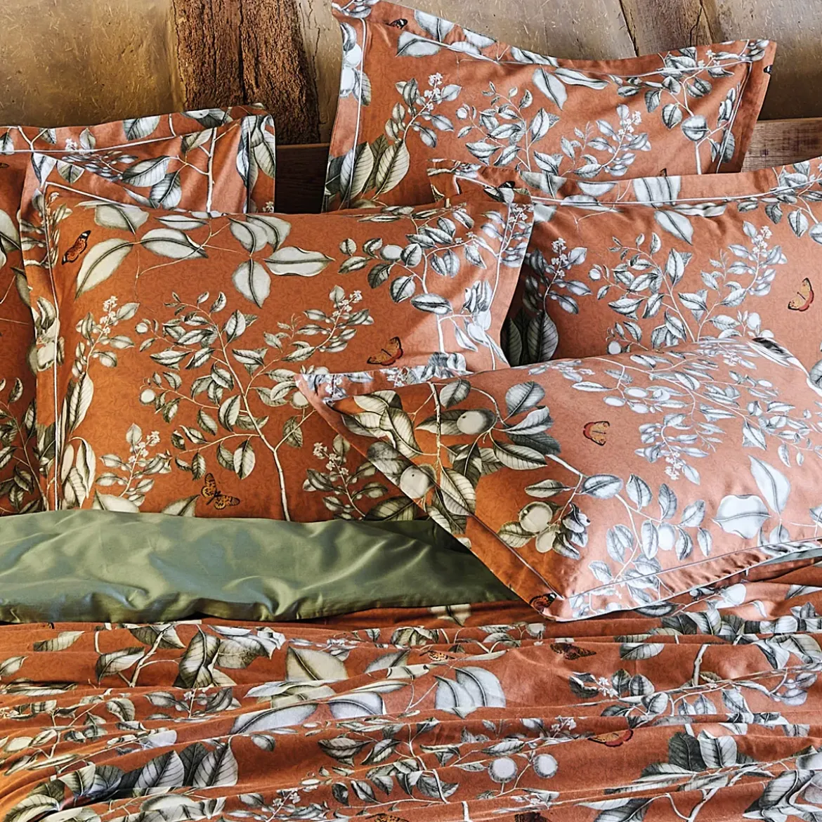 Taie d'oreiller satin de coton imprimé orange Fleurs d'oranger rouille